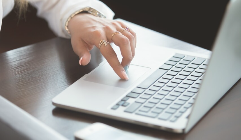 Browse and discover on Mosaic Biz Hub